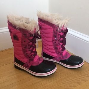 Sorel boots for girls
